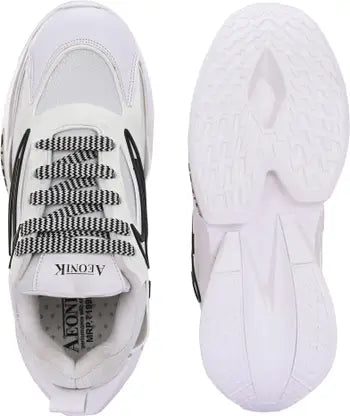 WHITE HIGH PREMIUM QUALITY Running Shoes For Men (White , 6)